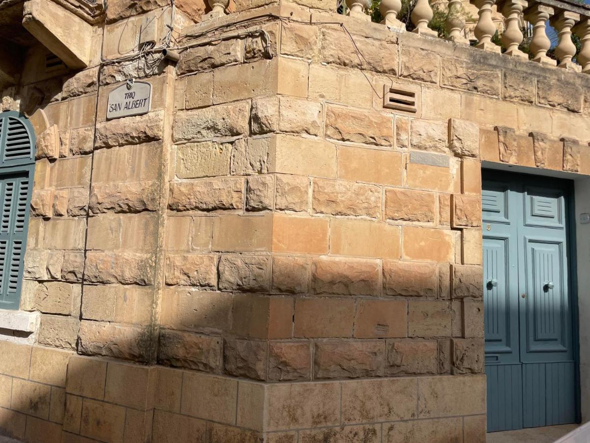 Parisio One Bedroom Maisonette In Sliema Dış mekan fotoğraf