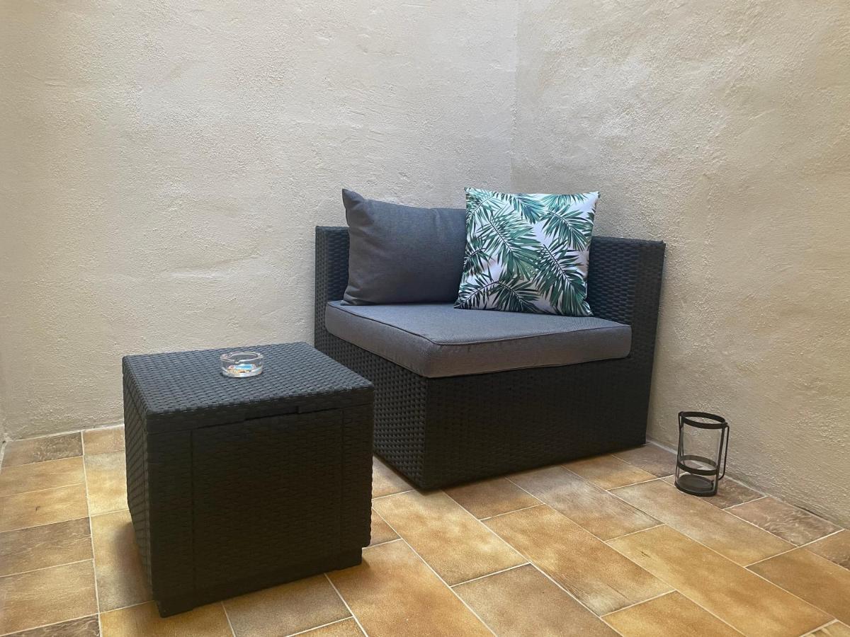 Parisio One Bedroom Maisonette In Sliema Dış mekan fotoğraf